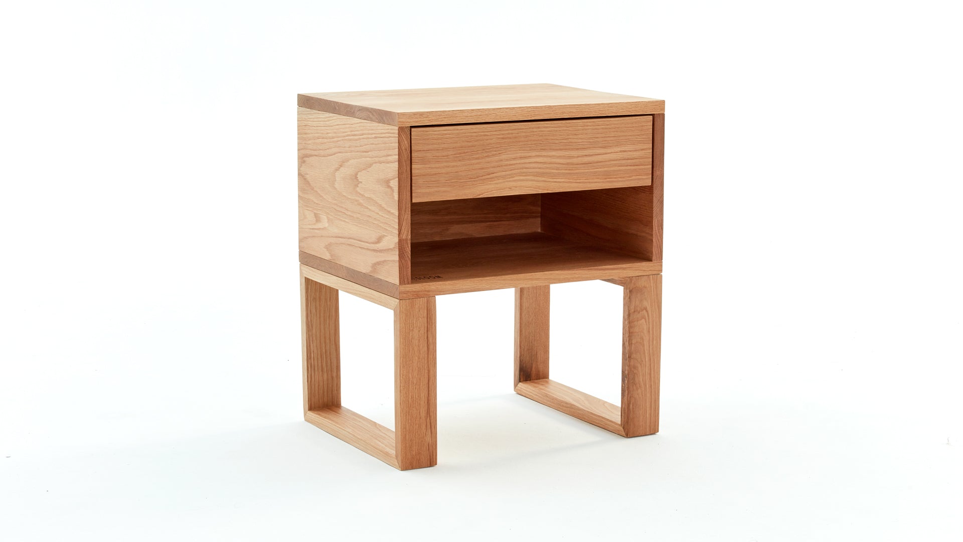Sloom Oak Pedestal | Sloom